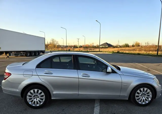 MERCEDES-BENZ Klasa C 180 Kompressor Avantgarde