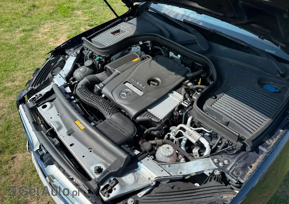 MERCEDES-BENZ GLC 350 e 4Matic 7G-TRONIC Edition 1