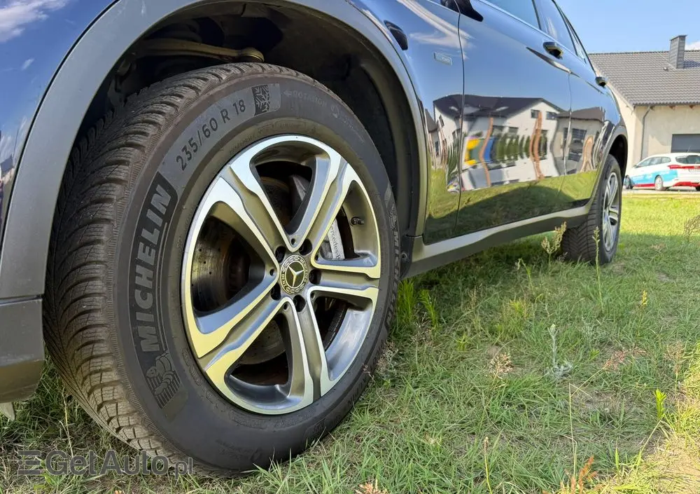 MERCEDES-BENZ GLC 350 e 4Matic 7G-TRONIC Edition 1