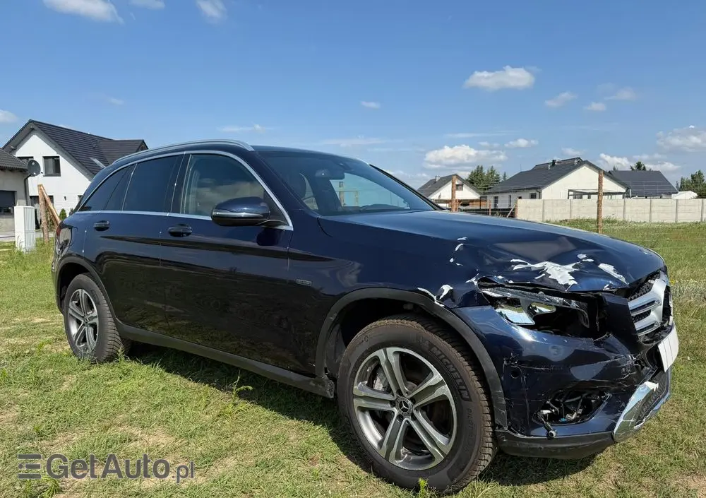 MERCEDES-BENZ GLC 350 e 4Matic 7G-TRONIC Edition 1