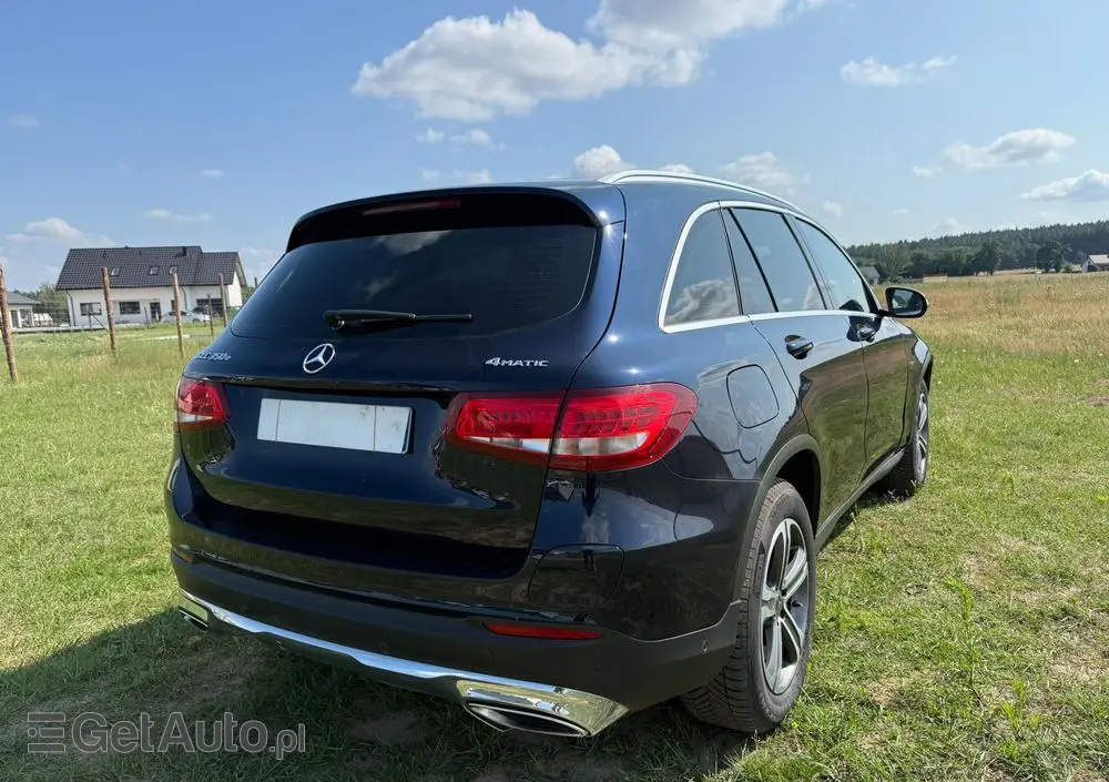 MERCEDES-BENZ GLC 350 e 4Matic 7G-TRONIC Edition 1