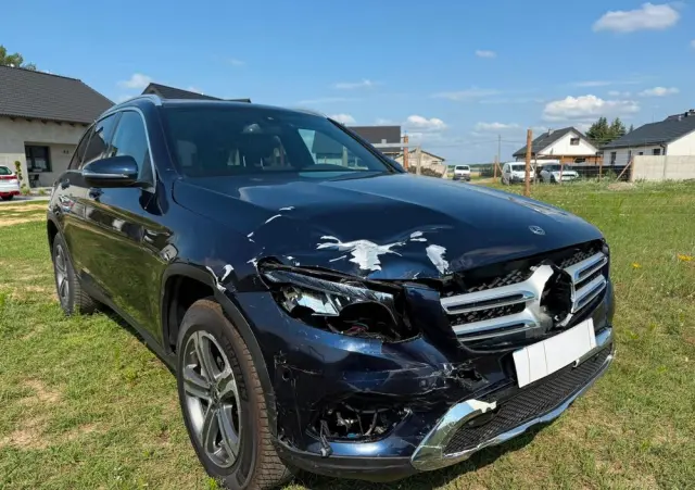 MERCEDES-BENZ GLC 350 e 4Matic 7G-TRONIC Edition 1