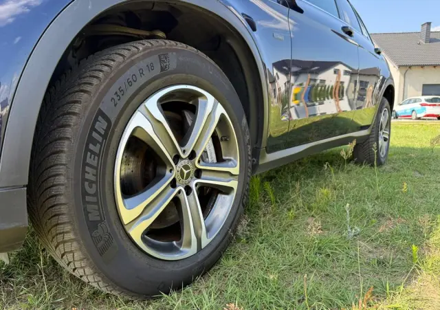 MERCEDES-BENZ GLC 350 e 4Matic 7G-TRONIC Edition 1