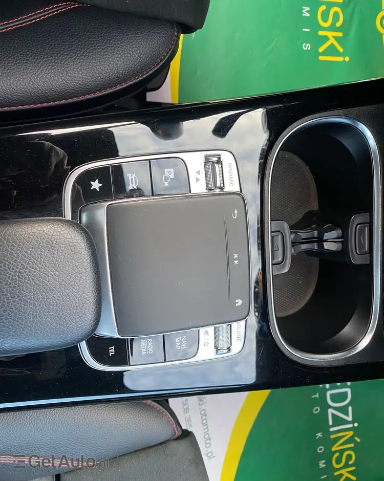 MERCEDES-BENZ Klasa A 250 7G-DCT Advanced AMG Line