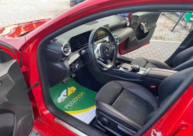 MERCEDES-BENZ Klasa A 250 7G-DCT Advanced AMG Line