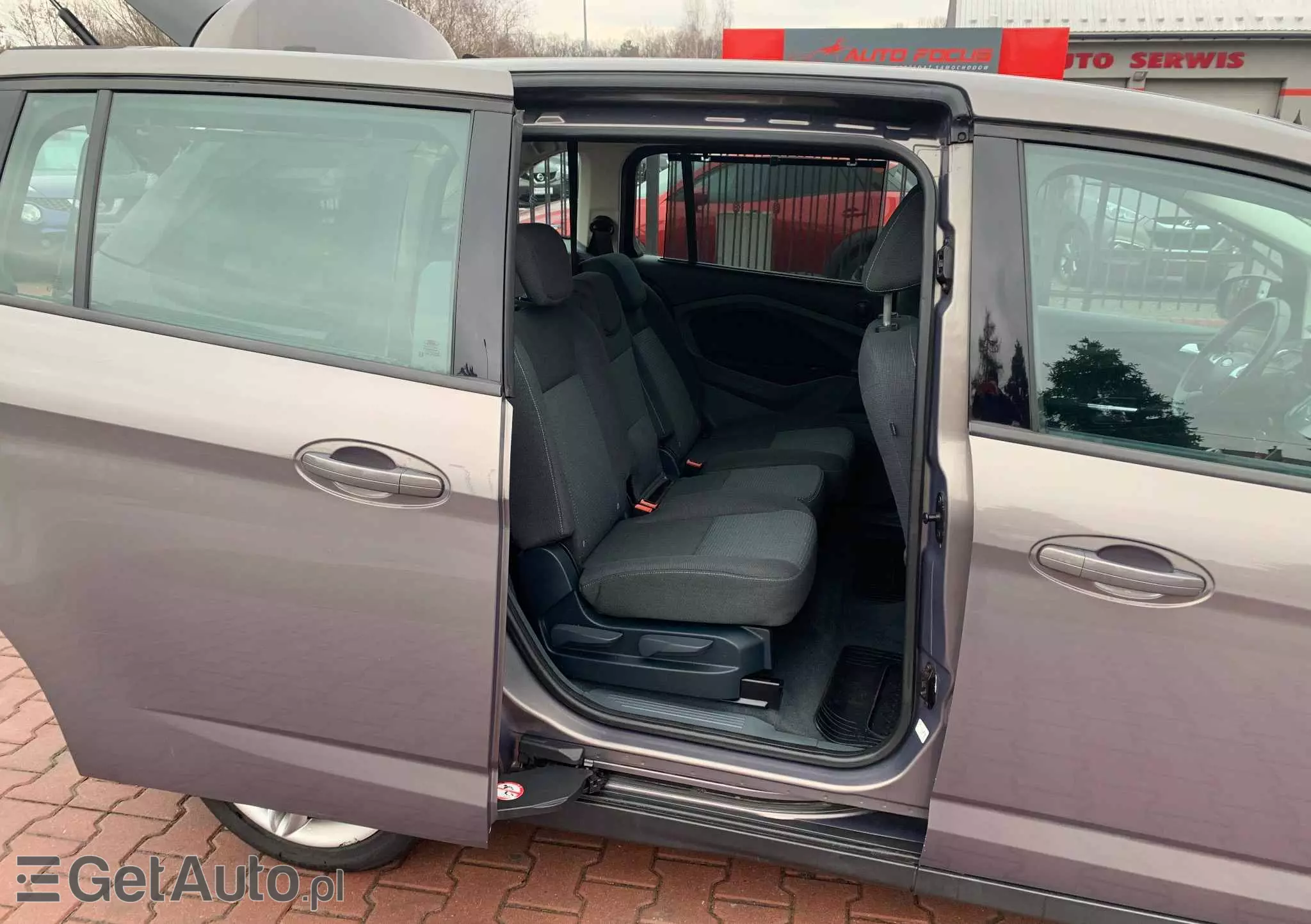 FORD Grand C-MAX 1.6 TDCi Titanium