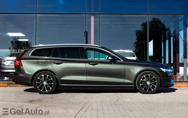 VOLVO V60 D3 Momentum Pro