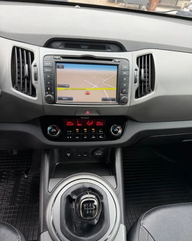 KIA Sportage 1.7 CRDI Business Line 2WD