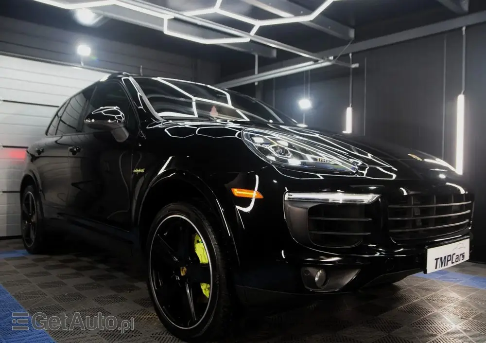 PORSCHE Cayenne S Tiptronic S