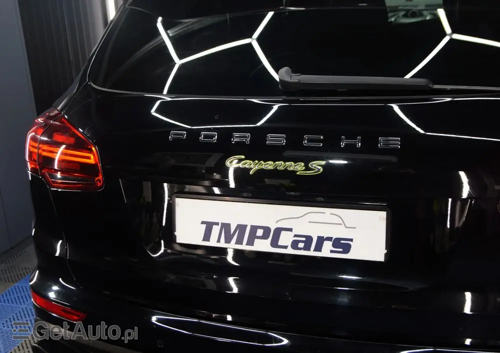 PORSCHE Cayenne S Tiptronic S