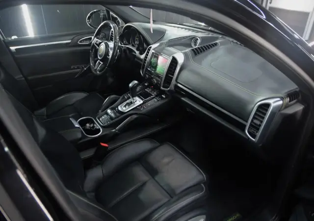 PORSCHE Cayenne S Tiptronic S