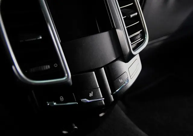 PORSCHE Cayenne S Tiptronic S