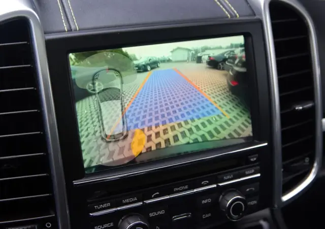 PORSCHE Cayenne S Tiptronic S