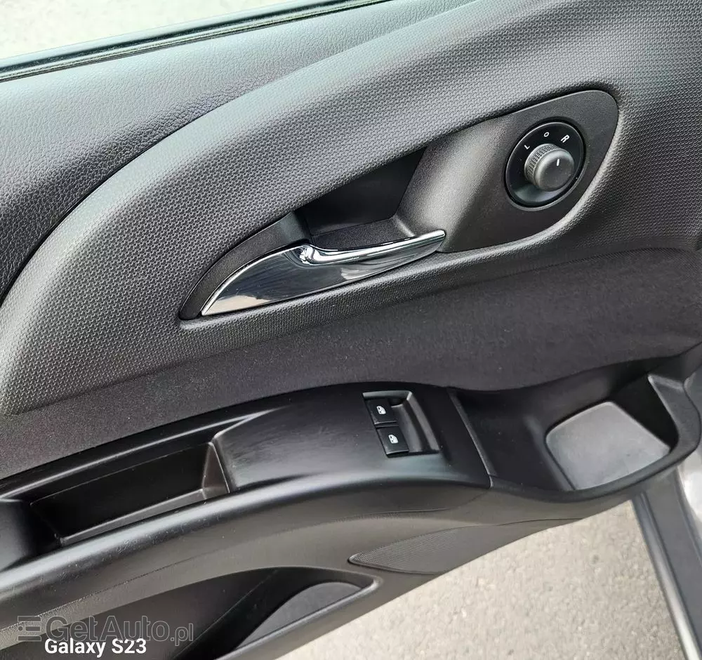 OPEL Meriva 1.4 T Enjoy