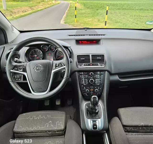 OPEL Meriva 1.4 T Enjoy