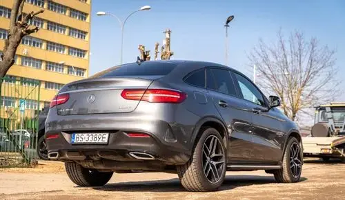 MERCEDES-BENZ GLE 