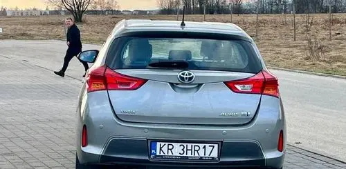 TOYOTA Auris 