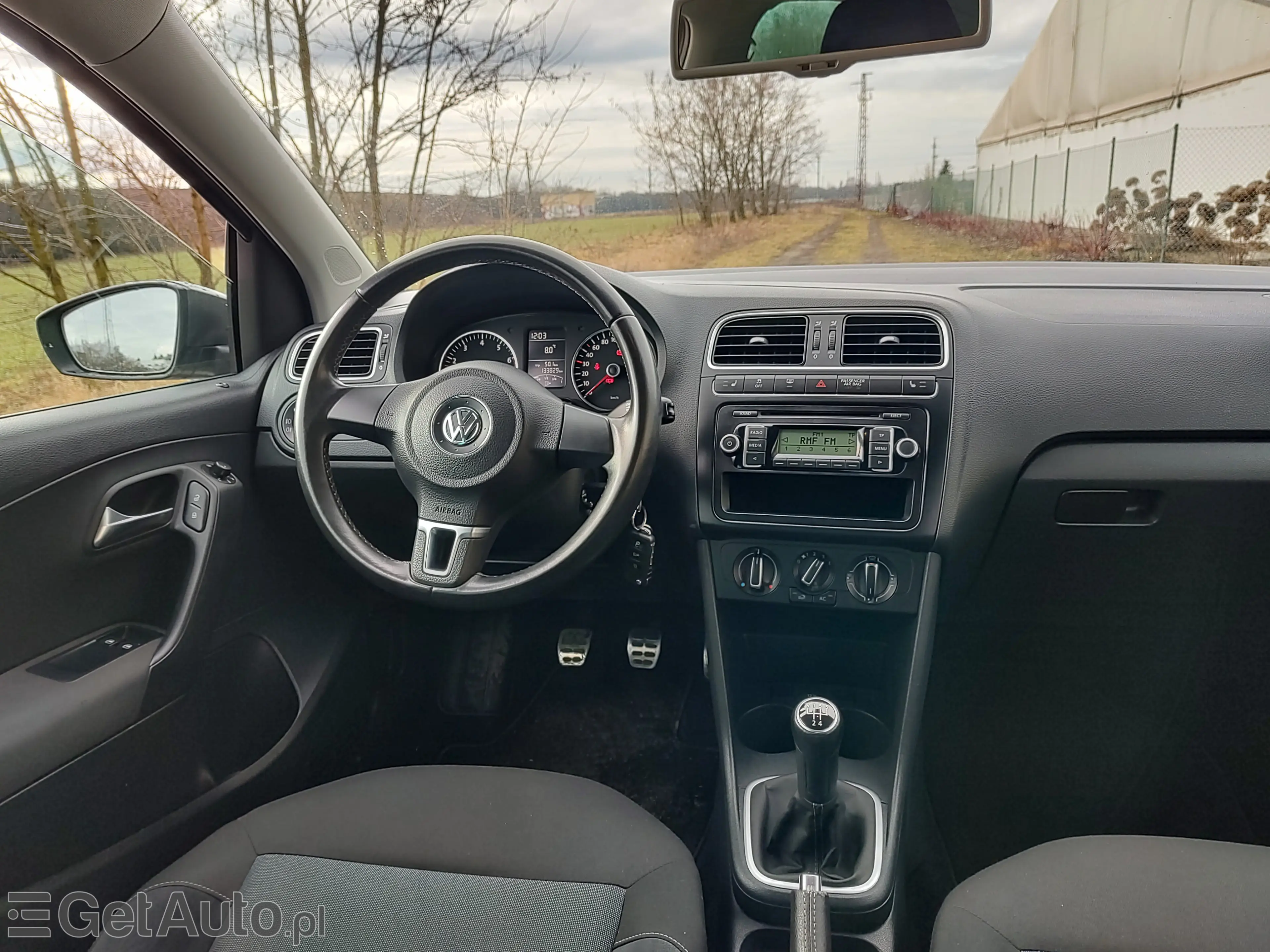 VOLKSWAGEN Polo Highline