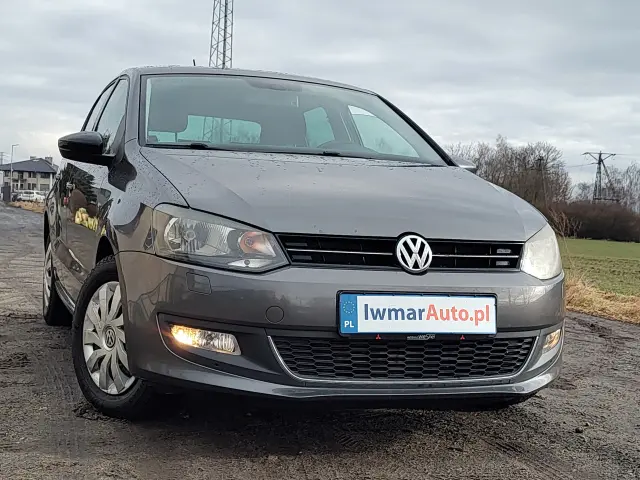 VOLKSWAGEN Polo Highline