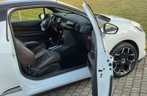 DS 3 