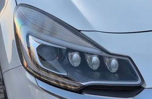 DS 3 