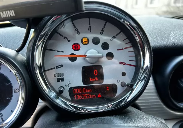 MINI Cooper Cabrio