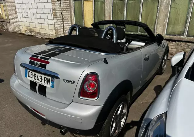 MINI Cooper Cabrio