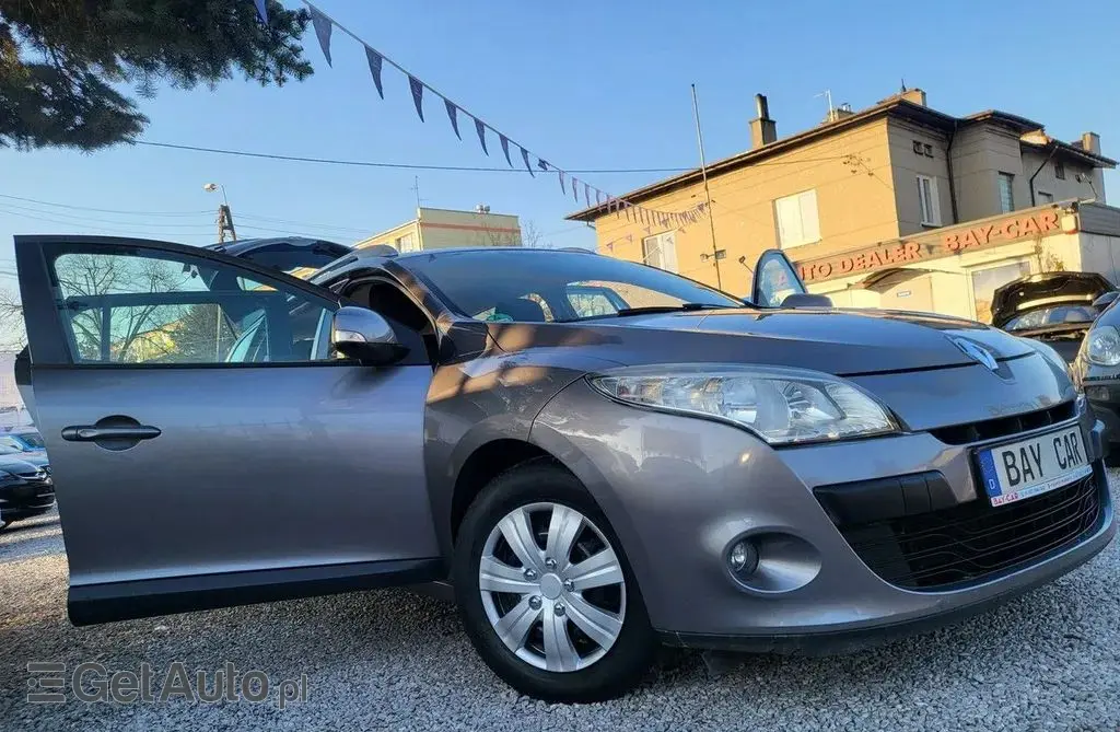RENAULT Megane 