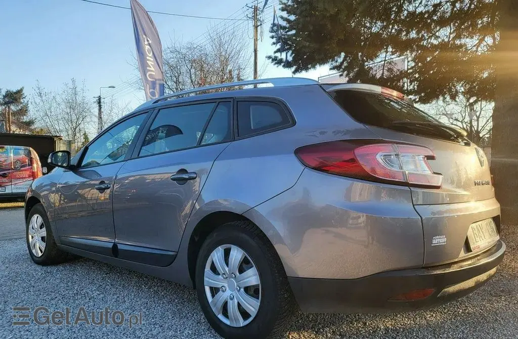 RENAULT Megane 
