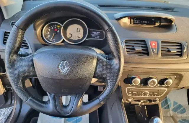 RENAULT Megane 