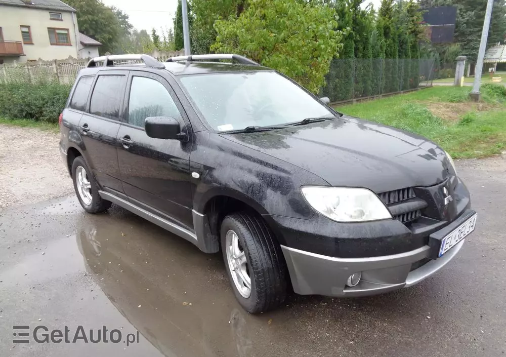 MITSUBISHI Outlander 2.0 2WD Invite