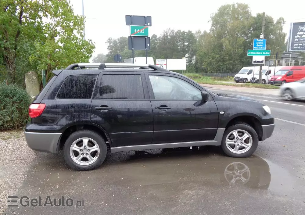 MITSUBISHI Outlander 2.0 2WD Invite