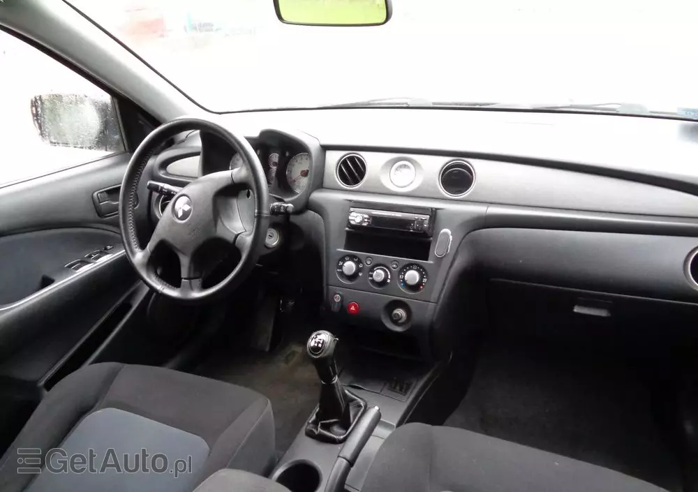 MITSUBISHI Outlander 2.0 2WD Invite