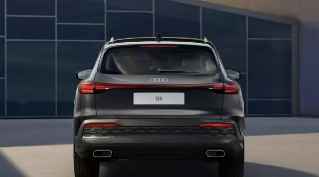 AUDI Q5 