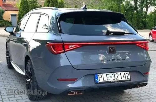 CUPRA Leon 