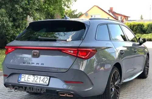 CUPRA Leon 