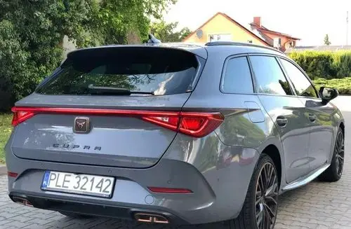 CUPRA Leon 