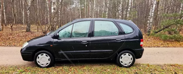 RENAULT Scenic 