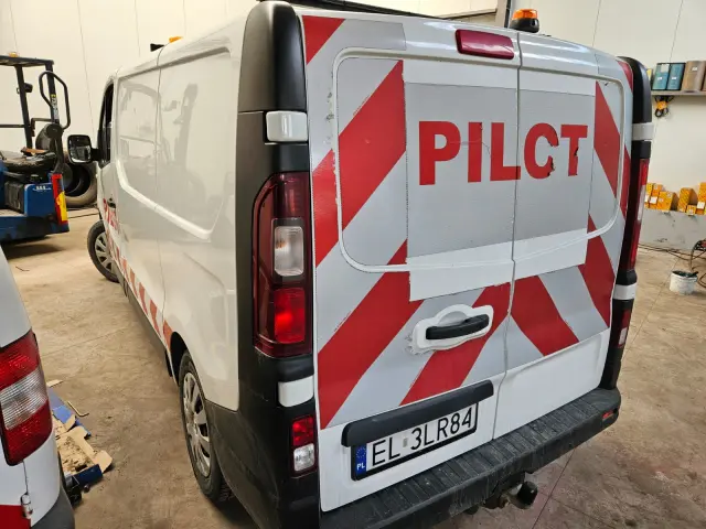 RENAULT Trafic 