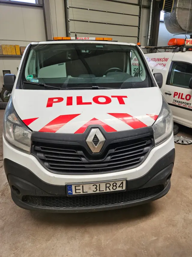RENAULT Trafic 