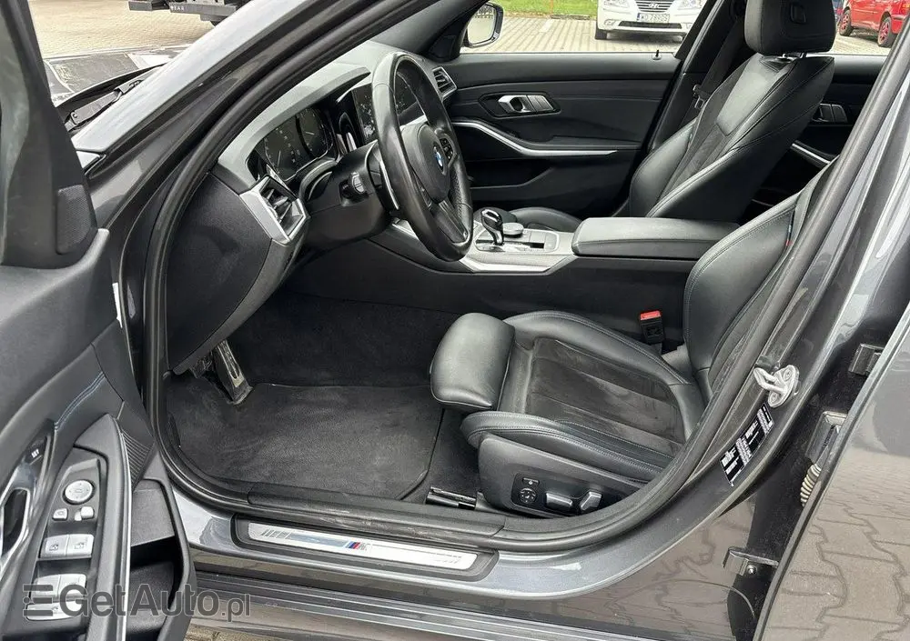 BMW Seria 3 320d M Sport sport