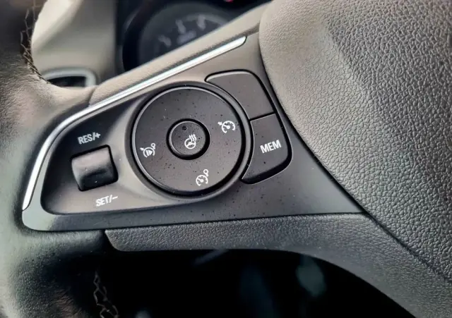 OPEL Crossland X 1.2 Start/Stop Innovation