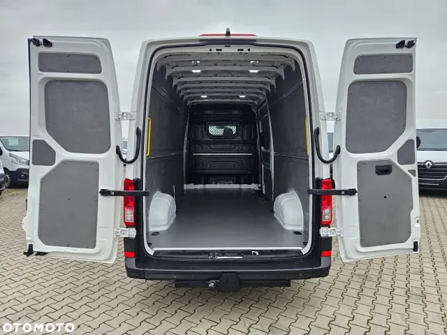 VOLKSWAGEN Crafter L