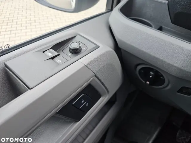 VOLKSWAGEN Crafter L