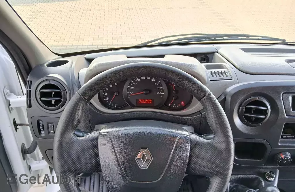 RENAULT Master 