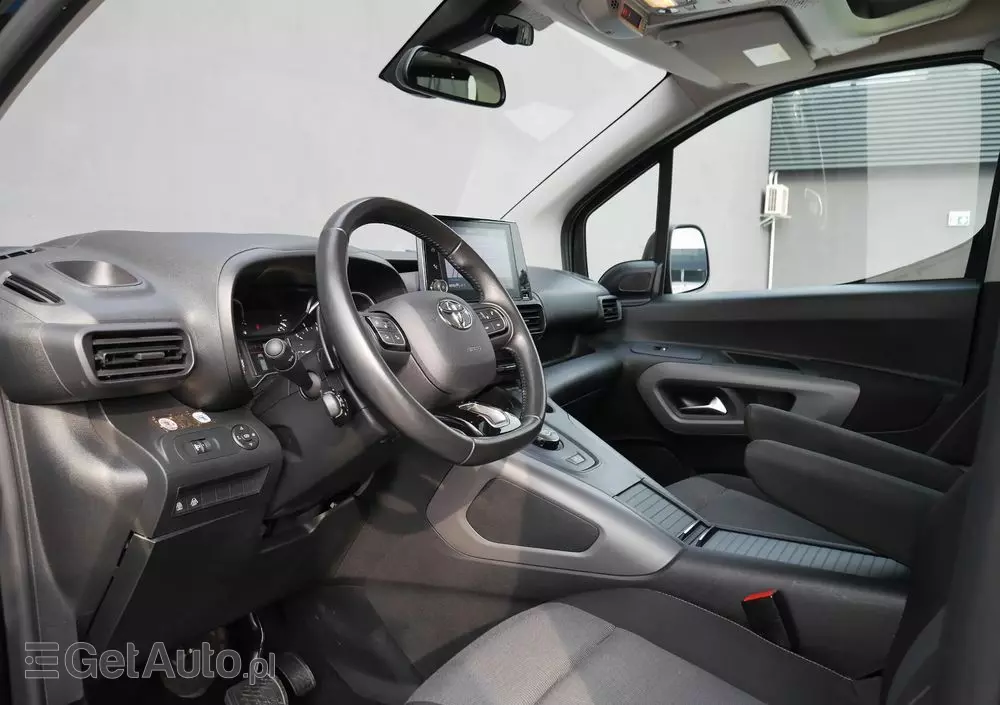 TOYOTA Proace City Verso 1.5 D-4D Business