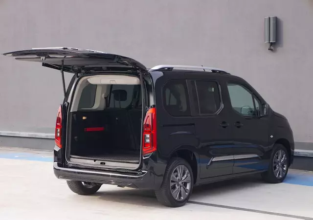 TOYOTA Proace City Verso 1.5 D-4D Business