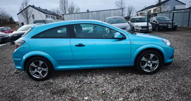 OPEL Astra GTC 1.6