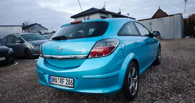 OPEL Astra GTC 1.6