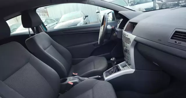 OPEL Astra GTC 1.6
